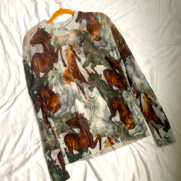 KENZO cozy wool sweater with horses - Picture 7 of 12
